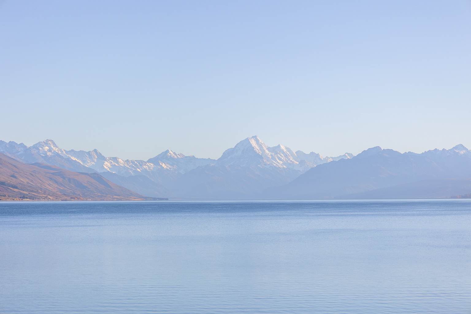 autumn in the south island lookout over mount cook vista