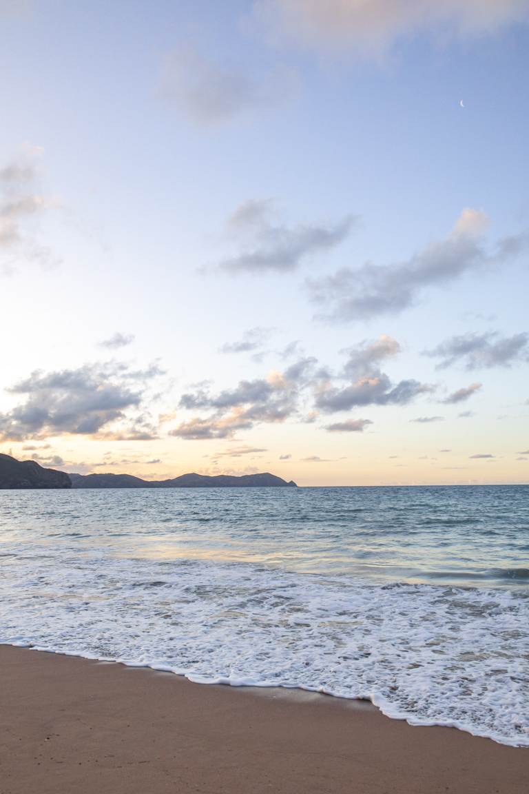 Tauranga Bay at sunset