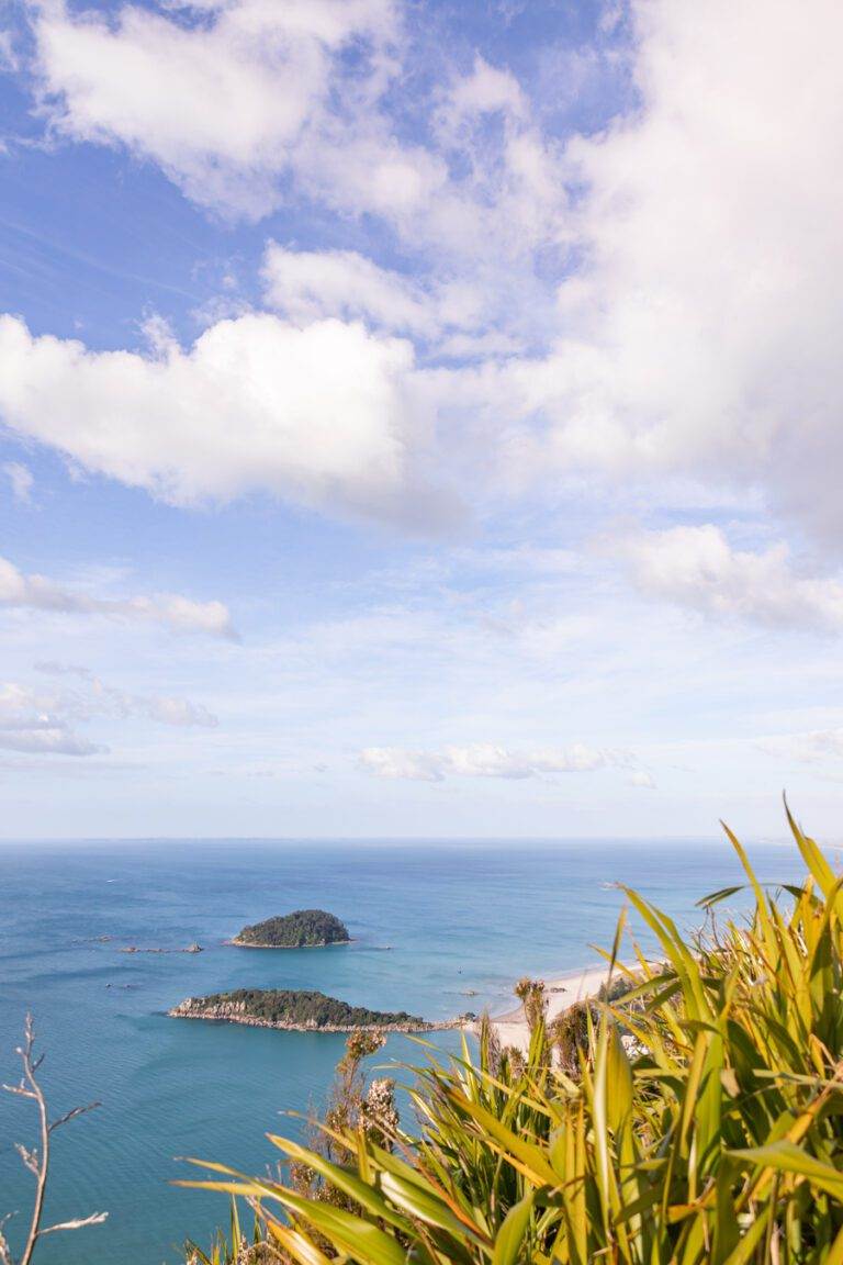 hiking mount maunganui north island new zealand