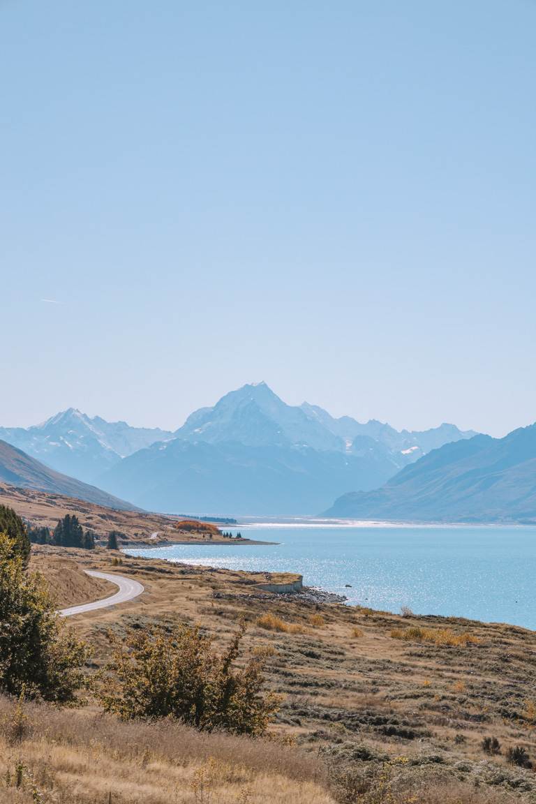 mount cook road and aoraki/mount cook