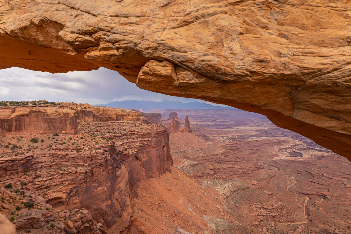 10 expert tips for solo hiking in utah’s national parks mesa arch