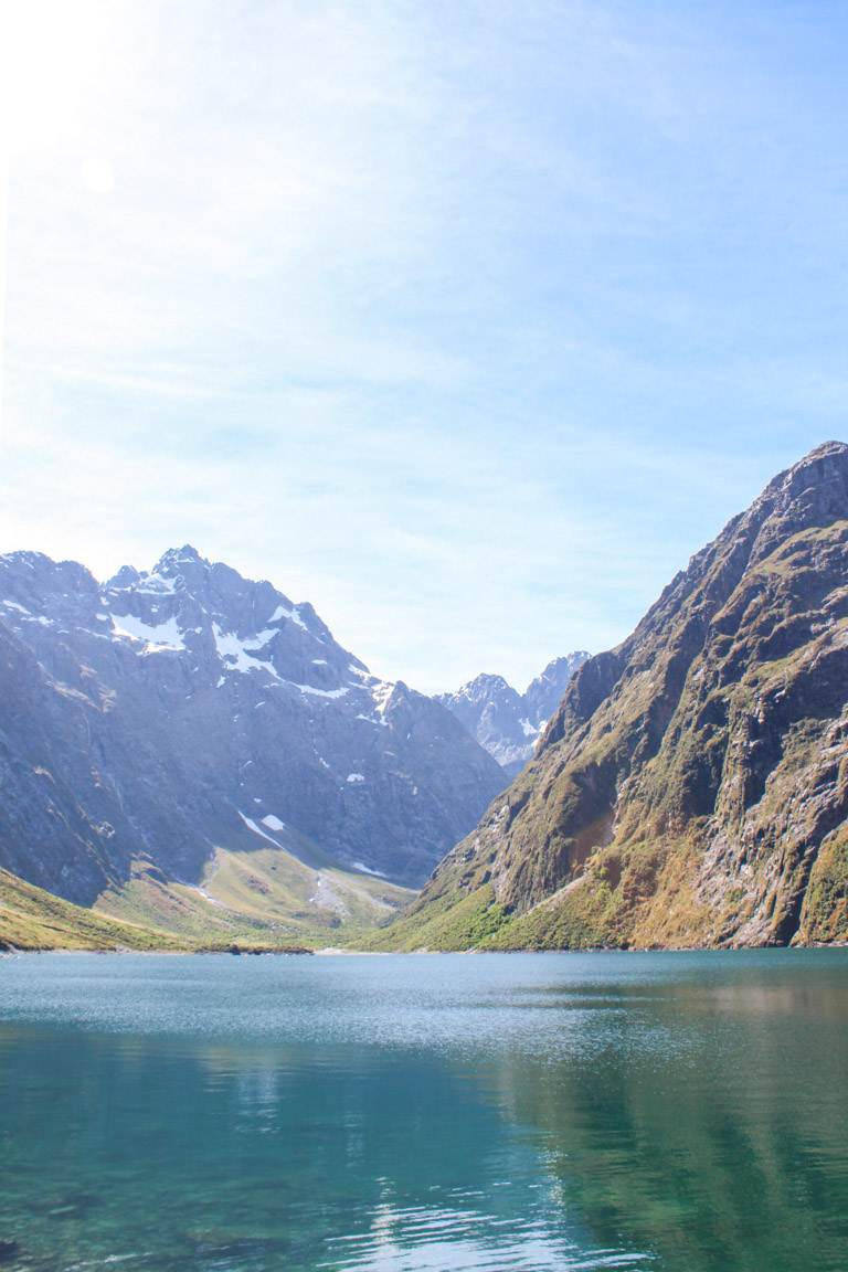 afternoon lake marian fiordland