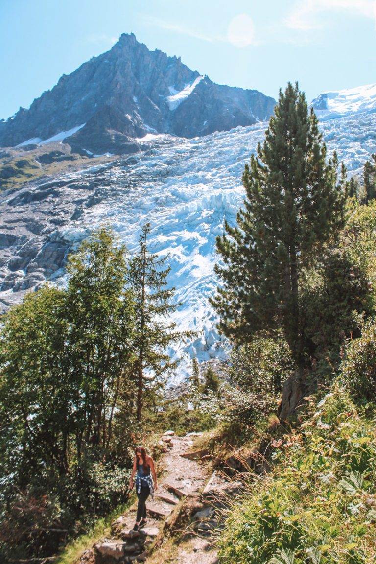 hiking chamonix chalet des pyramides glacier