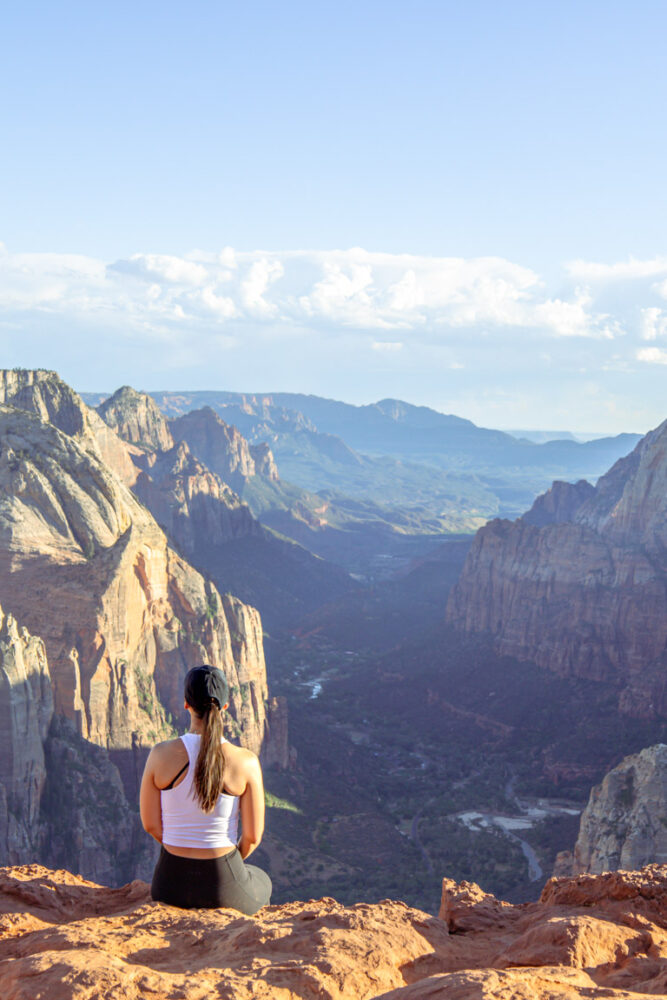 Read more about the article HIKING OBSERVATION POINT: YOUR GUIDE TO ZION’S BEST VIEW