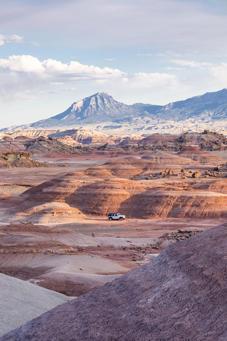 jeep wrangler golden hour utah desert