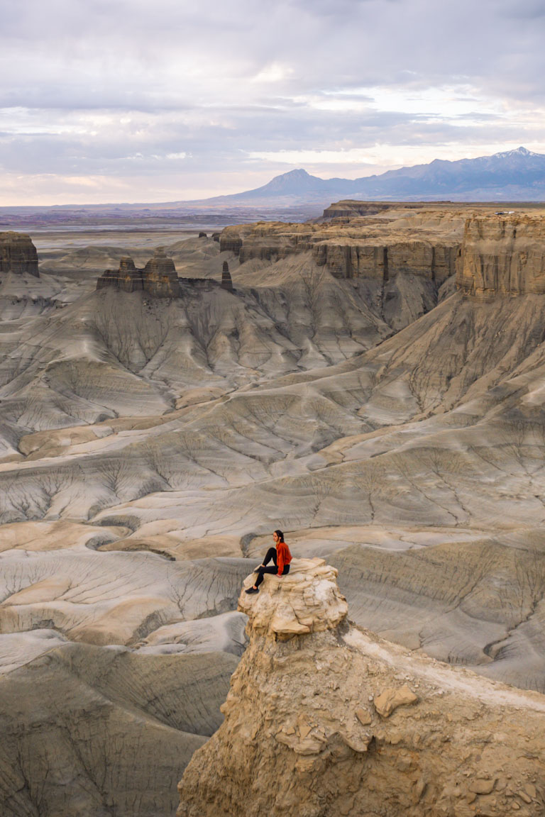 sunrise moonscape overlook travel guide