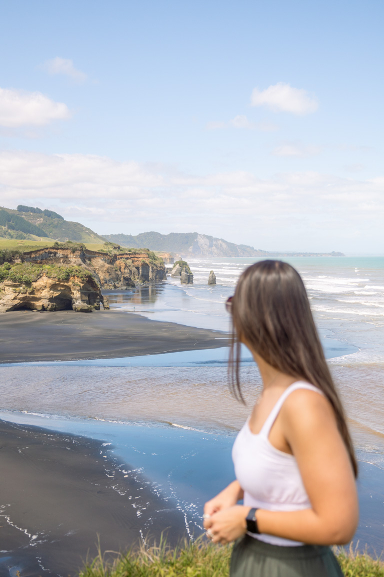 taranaki three sisters and elephant rock lookout hidden lookout