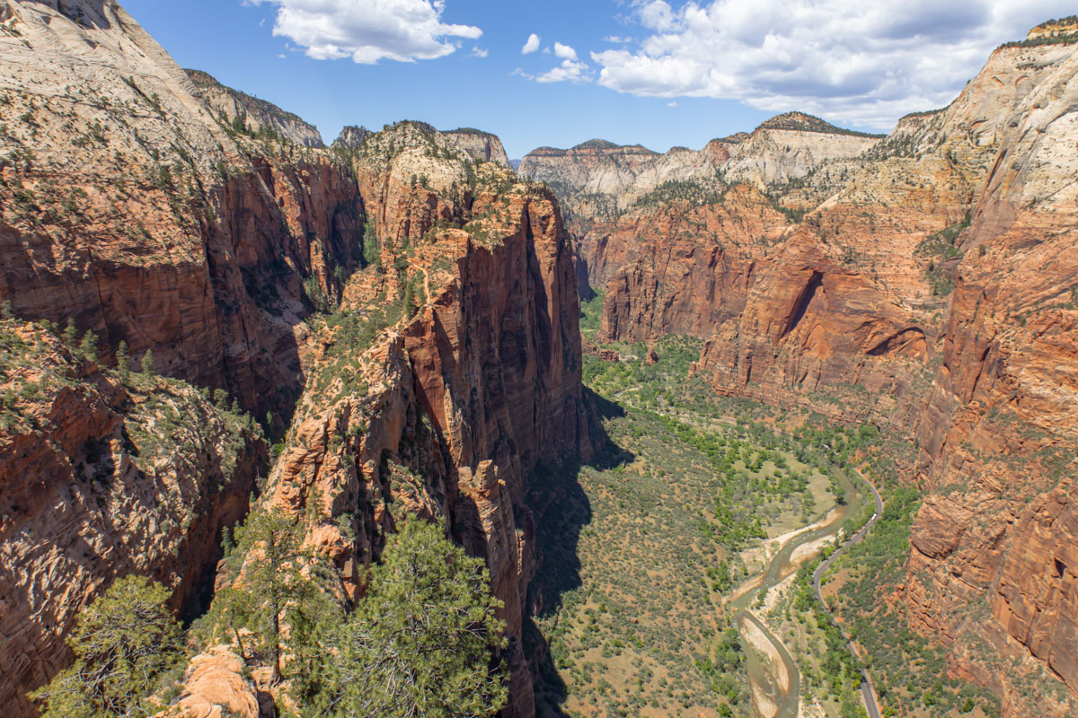 travel guide hiking angels landing