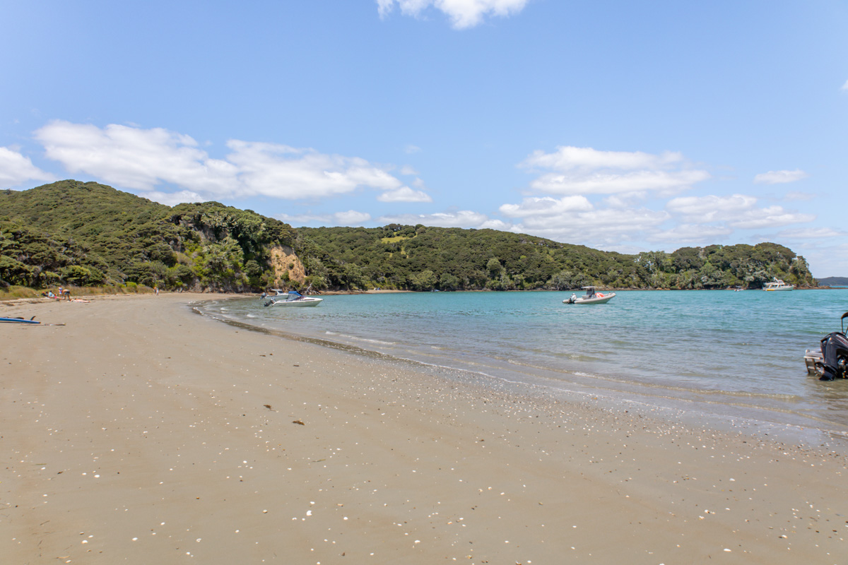 urupukapuka island landscape